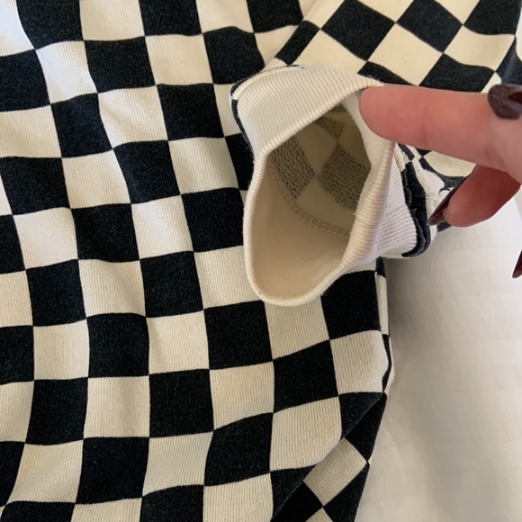 Levi’s Relaxed Classic Crew Sweatshirt - Picture 7 of 7